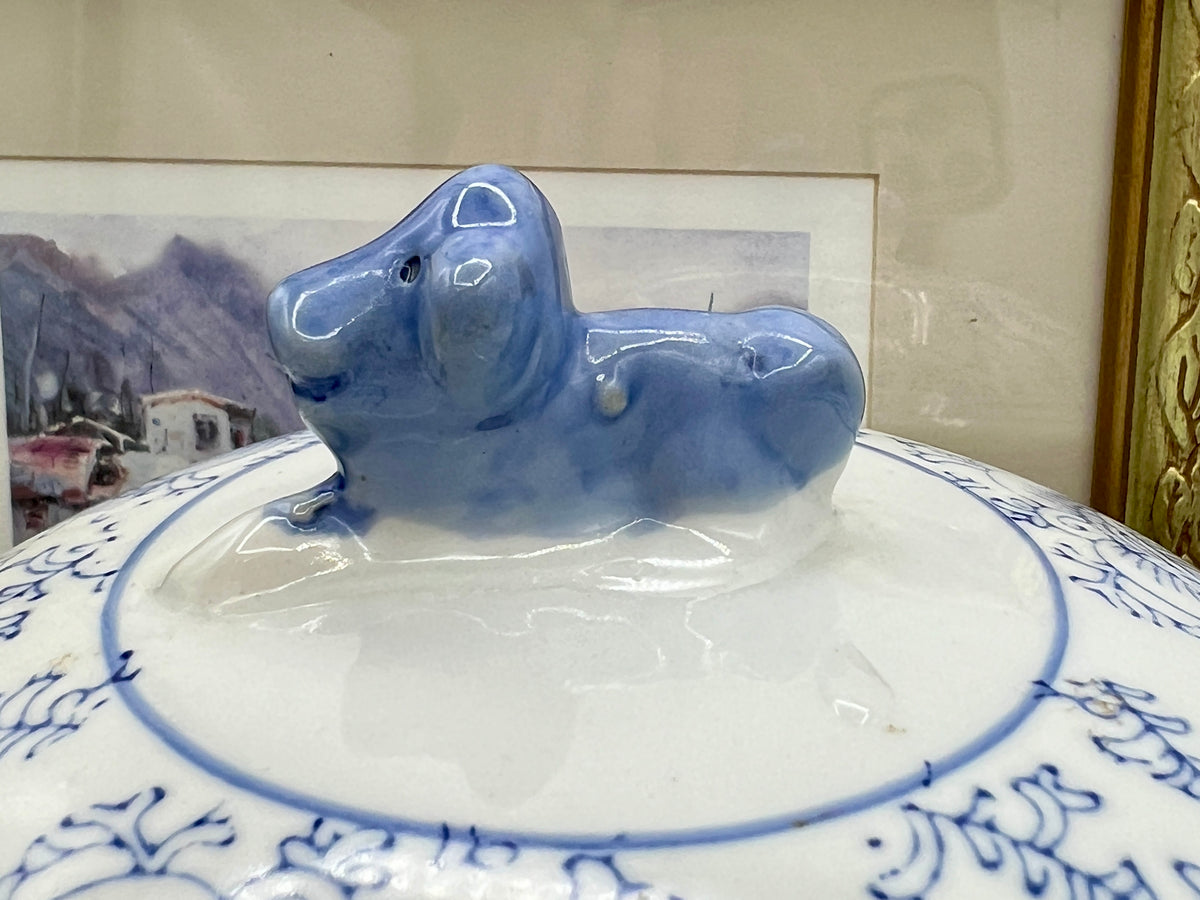 Antique Chinese Blue and White Chinoiserie Ginger Jar with Foo Dog Lid