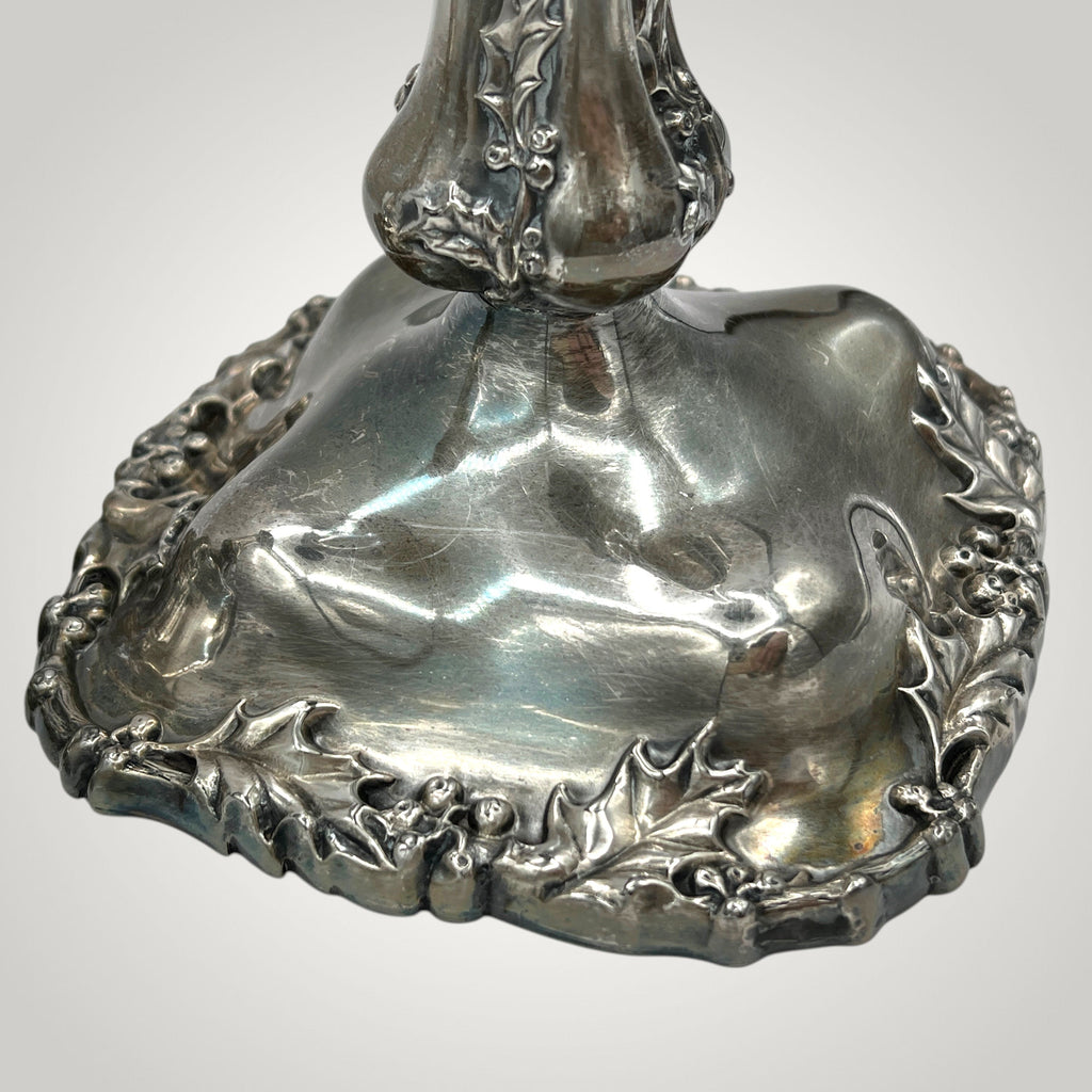 Pair of antique Victorian quadruple silverplate candlesticks with embossed holly leaf and berry relief borders on square contoured bases and fluted stems. - Photo 5