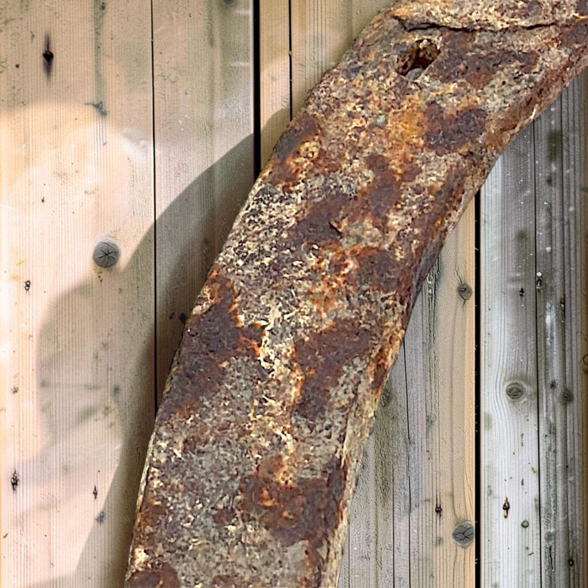Antique authentic rusted iron horseshoe with heavy weathered patina and nail holes - Photo 6