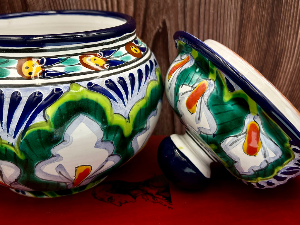 Casa la Paz Talavera Majolica Hand Painted Tibor Jar from Puebla Mexico