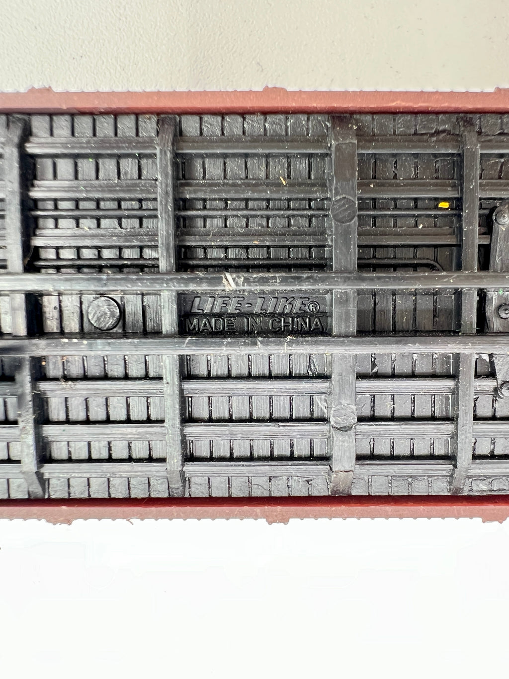 Collection of 6 Ho Model Locomotives and Train Cars