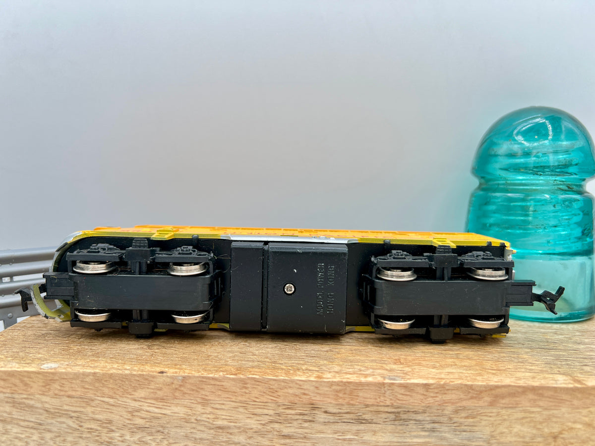 Collection of 6 Ho Model Locomotives and Train Cars
