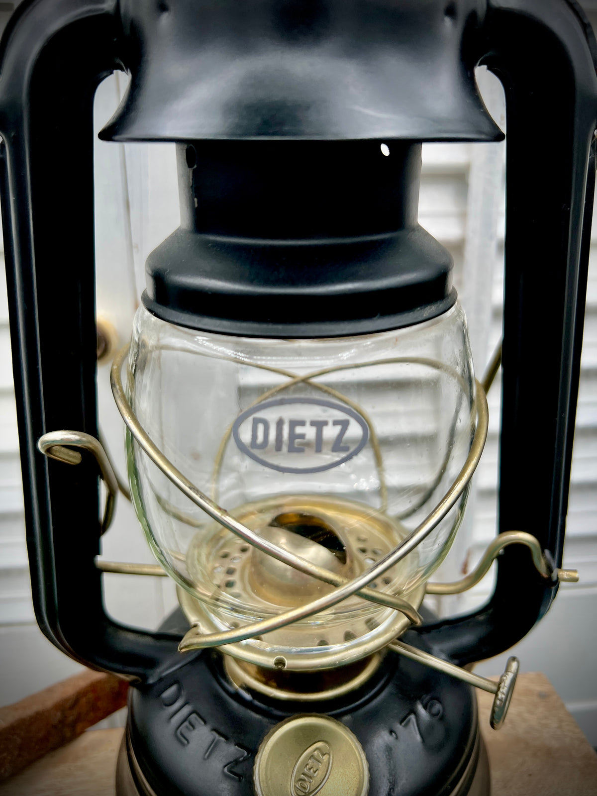 Dietz 76 Blank Lantern with Gold Trim