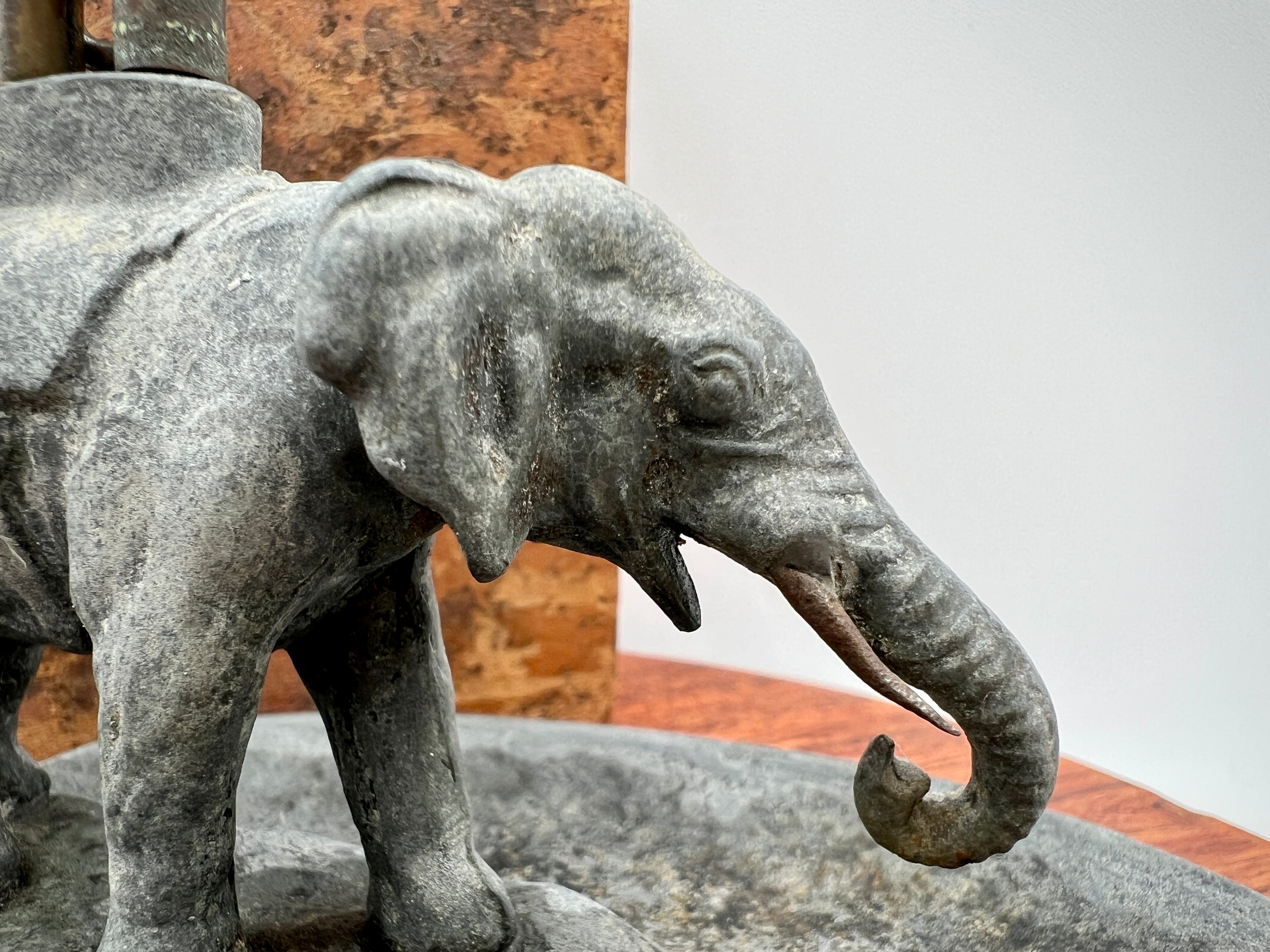 Elephant Lighter & Ashtray