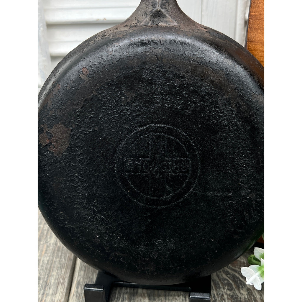 Griswold #3 6 1/2" Cast Iron Skillet-Small Block Logo