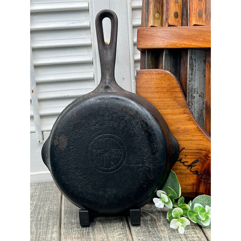 Griswold #3 6 1/2" Cast Iron Skillet-Small Block Logo