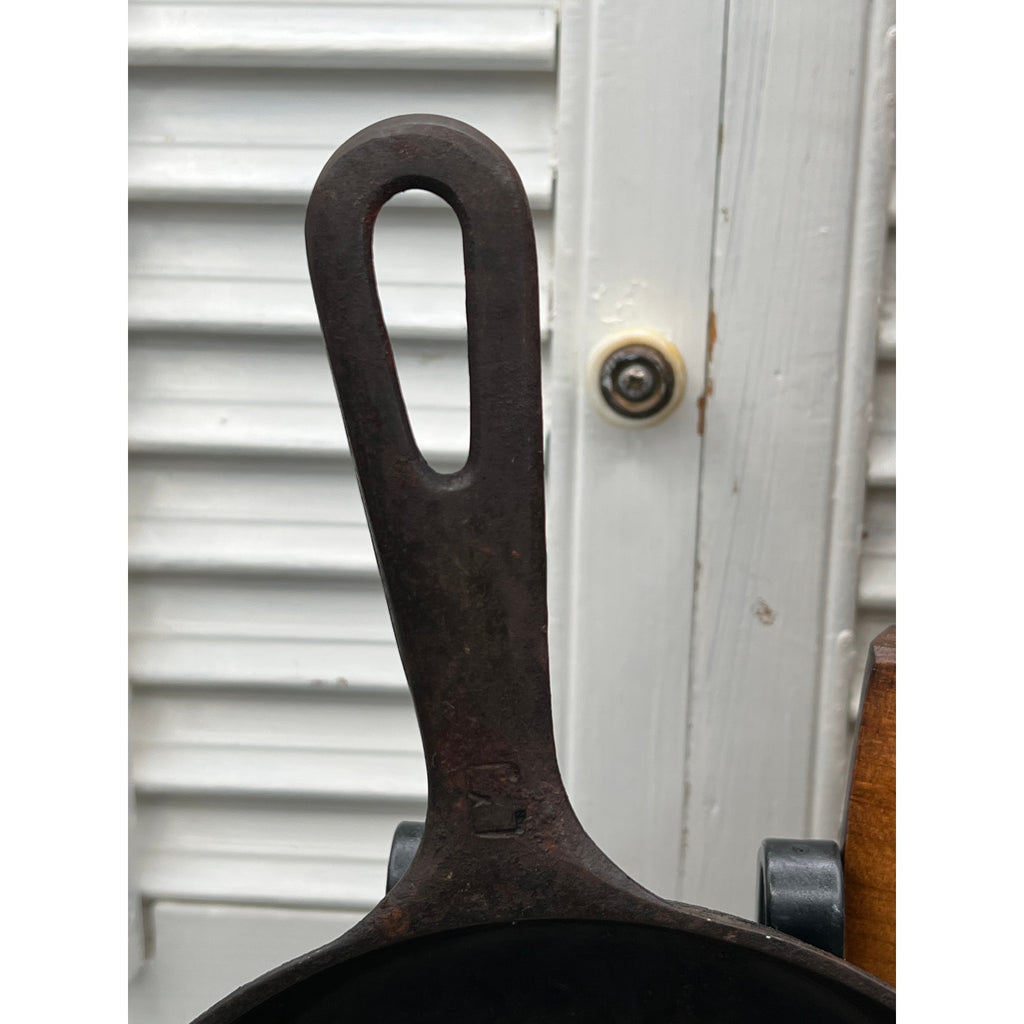Griswold #3 6 1/2" Cast Iron Skillet-Small Block Logo
