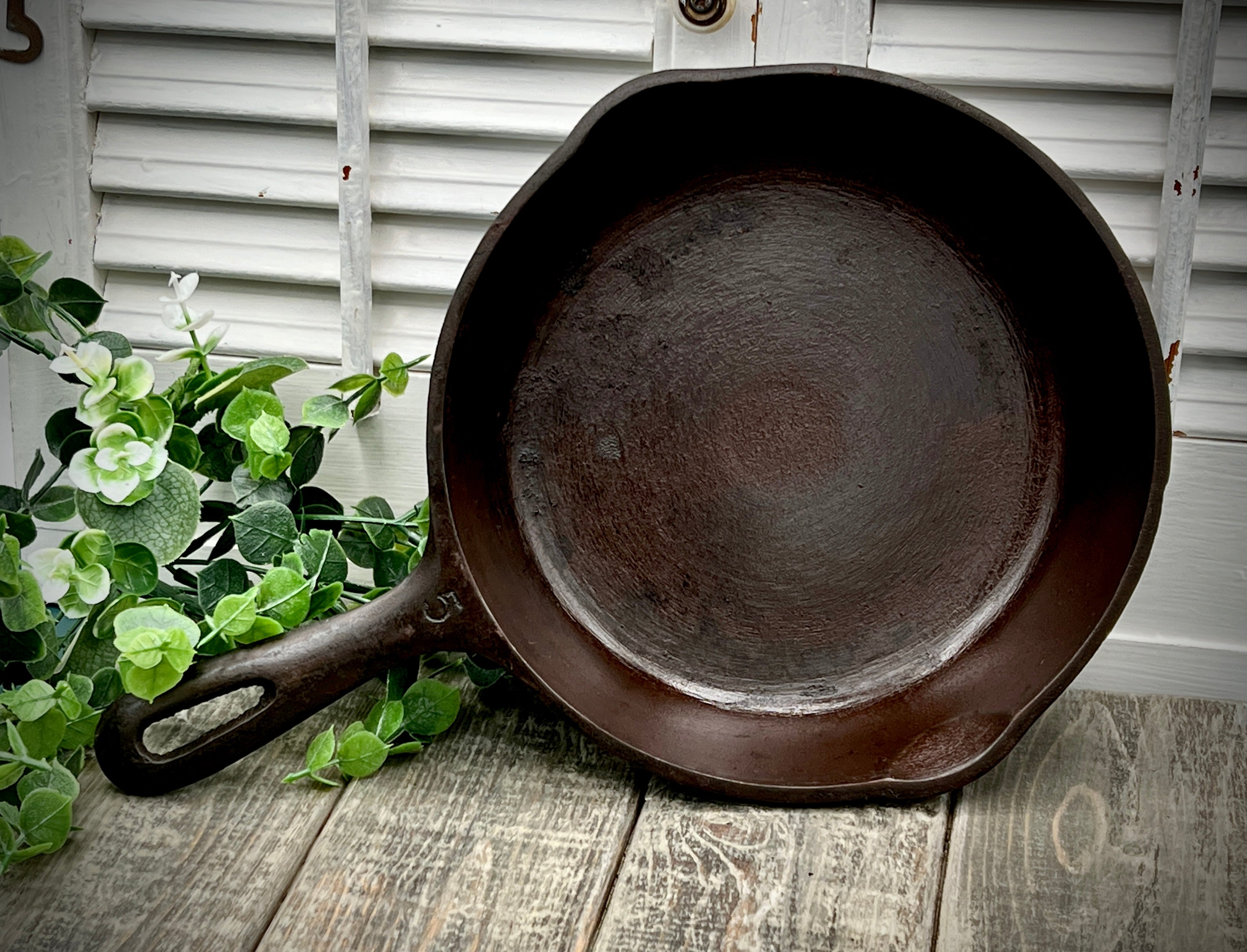 Griswold #5 8" Cast Iron Skillet-Small Block Logo