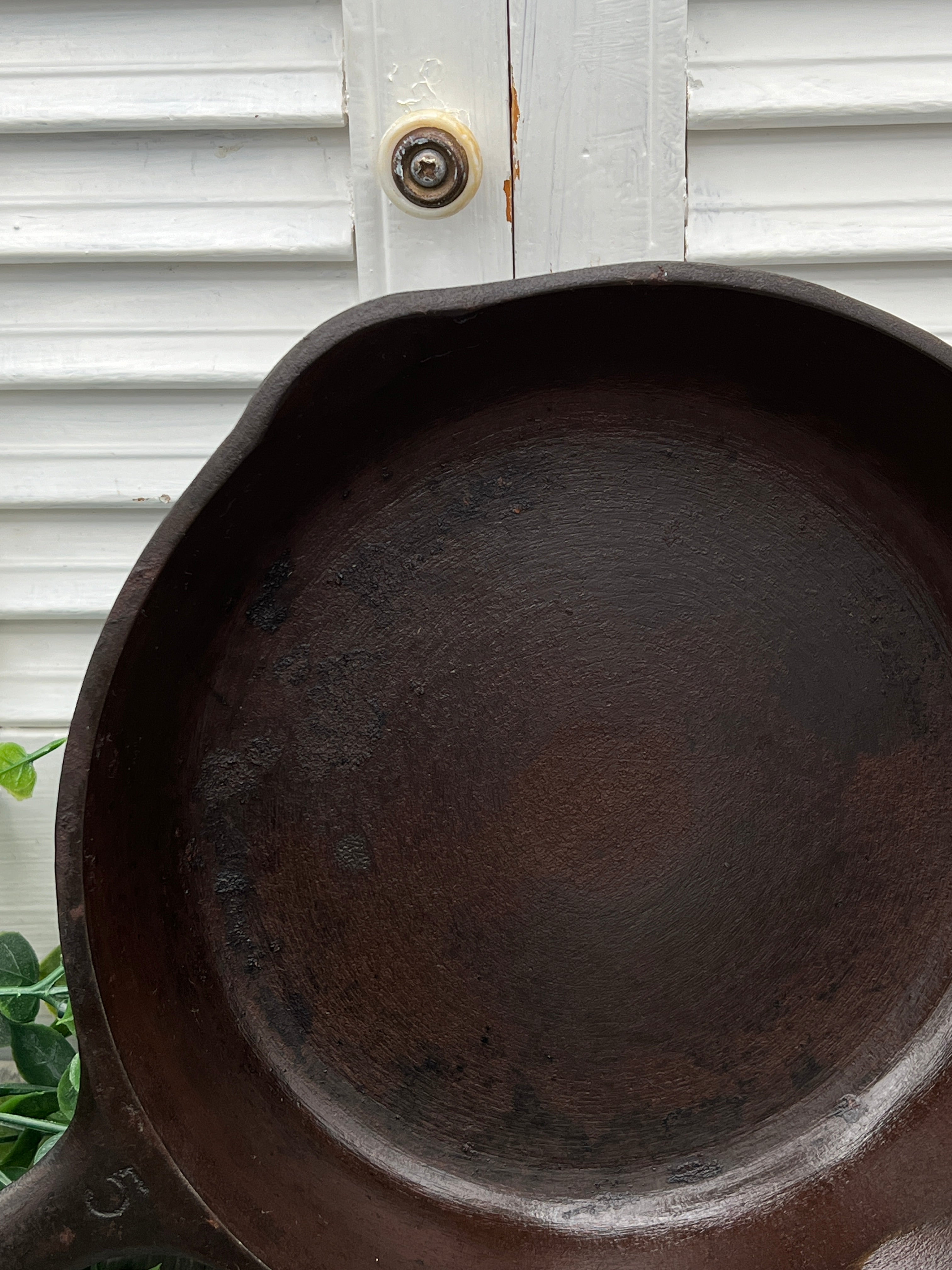 Griswold #5 8" Cast Iron Skillet-Small Block Logo