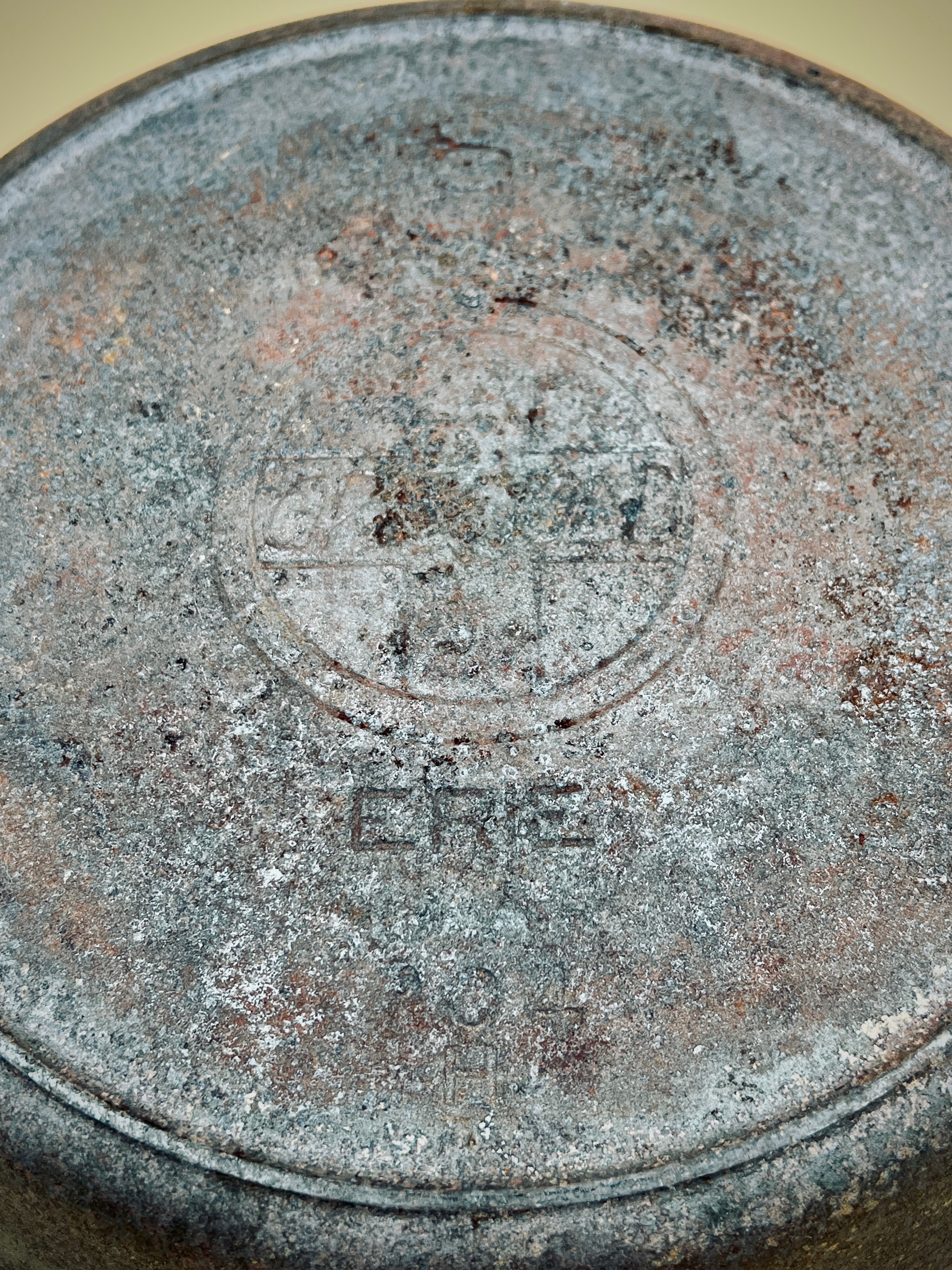 Griswold #8 Double Pour Cast Iron Skillet