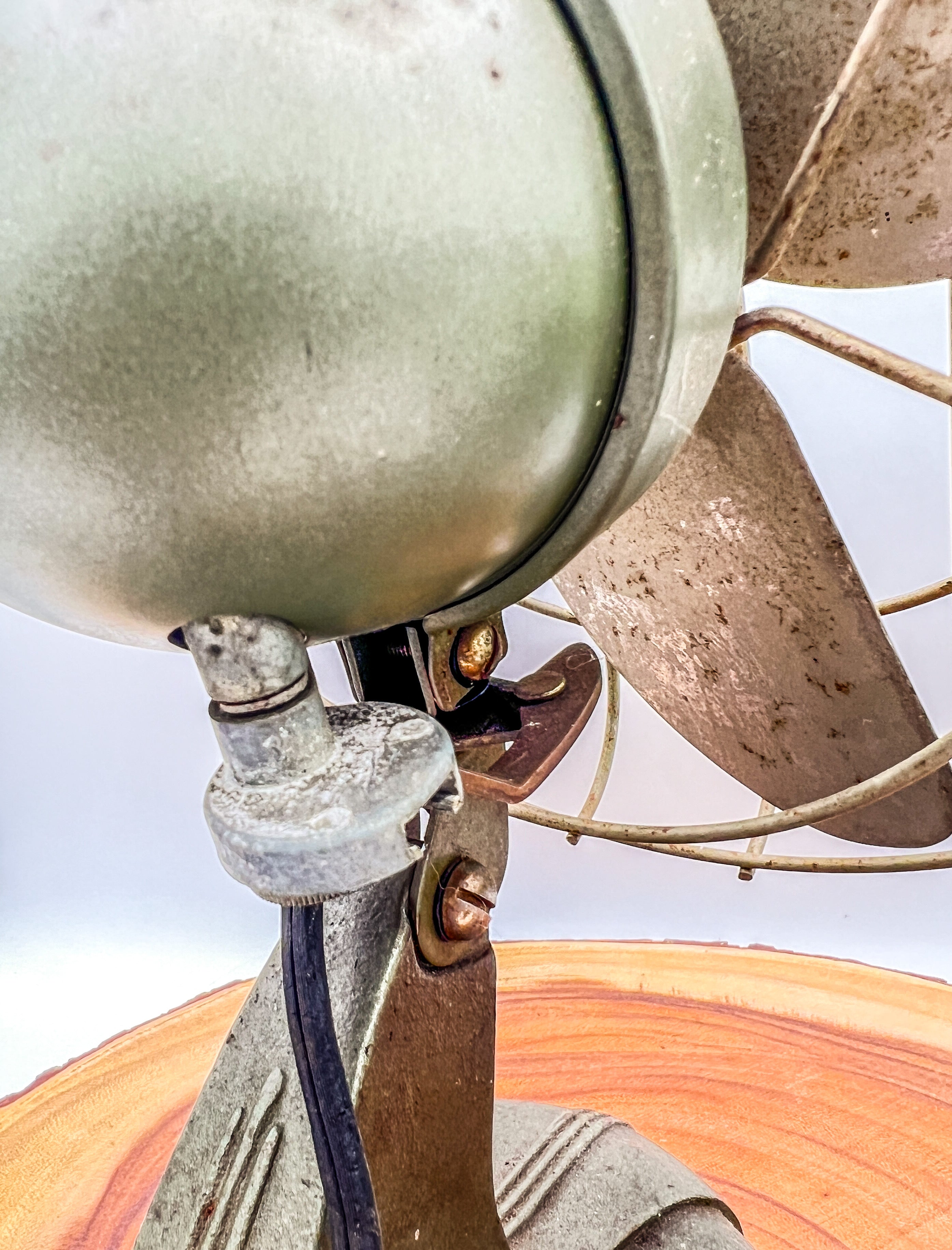 Handy Breeze 1940s Asur Tilting Fan Chicago Electric Mfg-AS IS