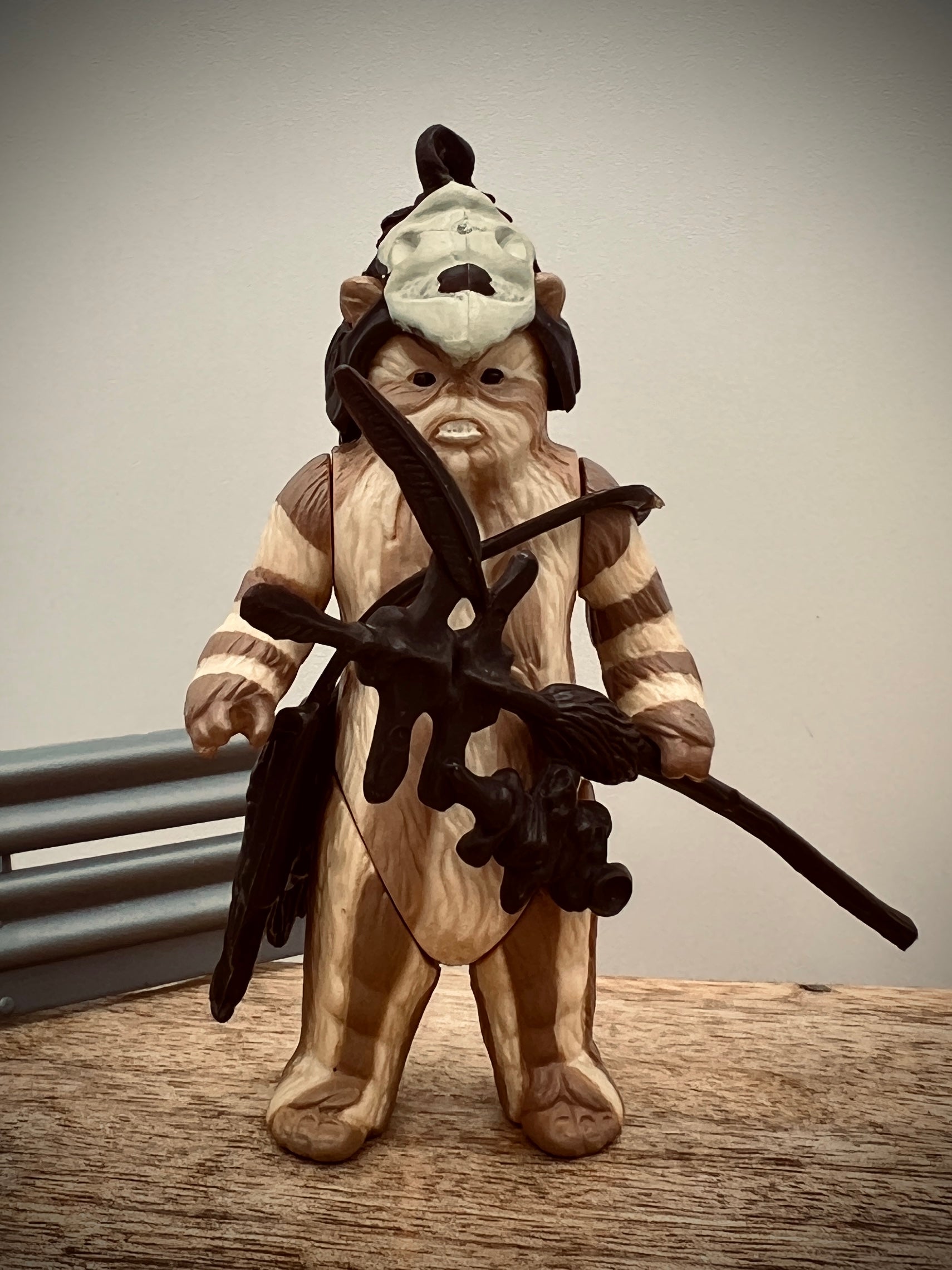 Logray Ewok Original 1983 Kenner LFL Star Wars Action Figure