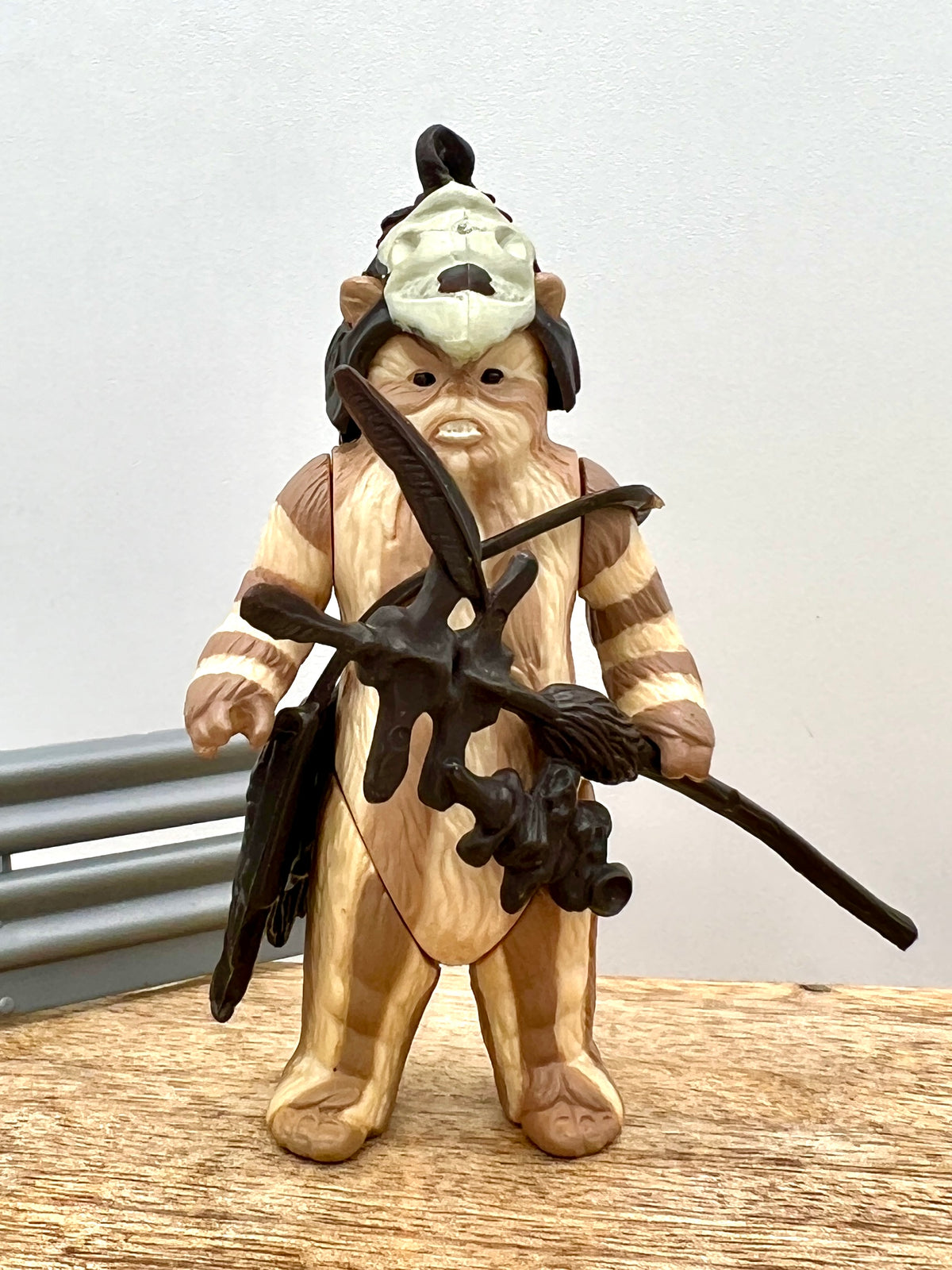 Logray Ewok Original 1983 Kenner LFL Star Wars Action Figure