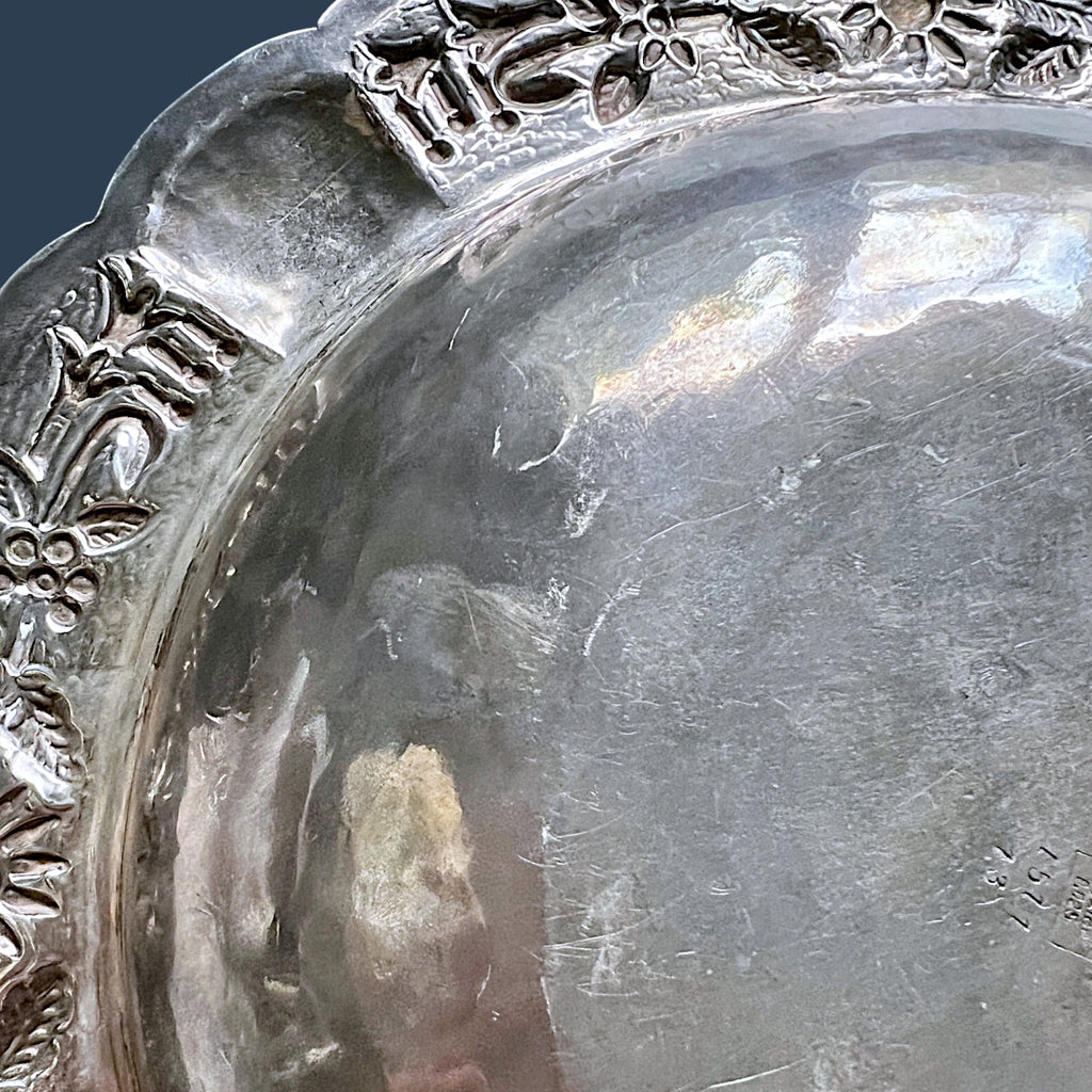 Maciel Mexican Sterling Silver Floral Repoussé Scalloped Bowl