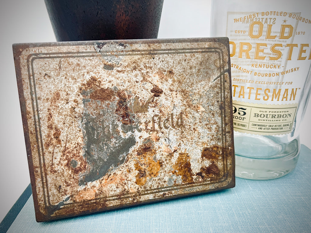 Metal Chesterfield Cigarette Tin