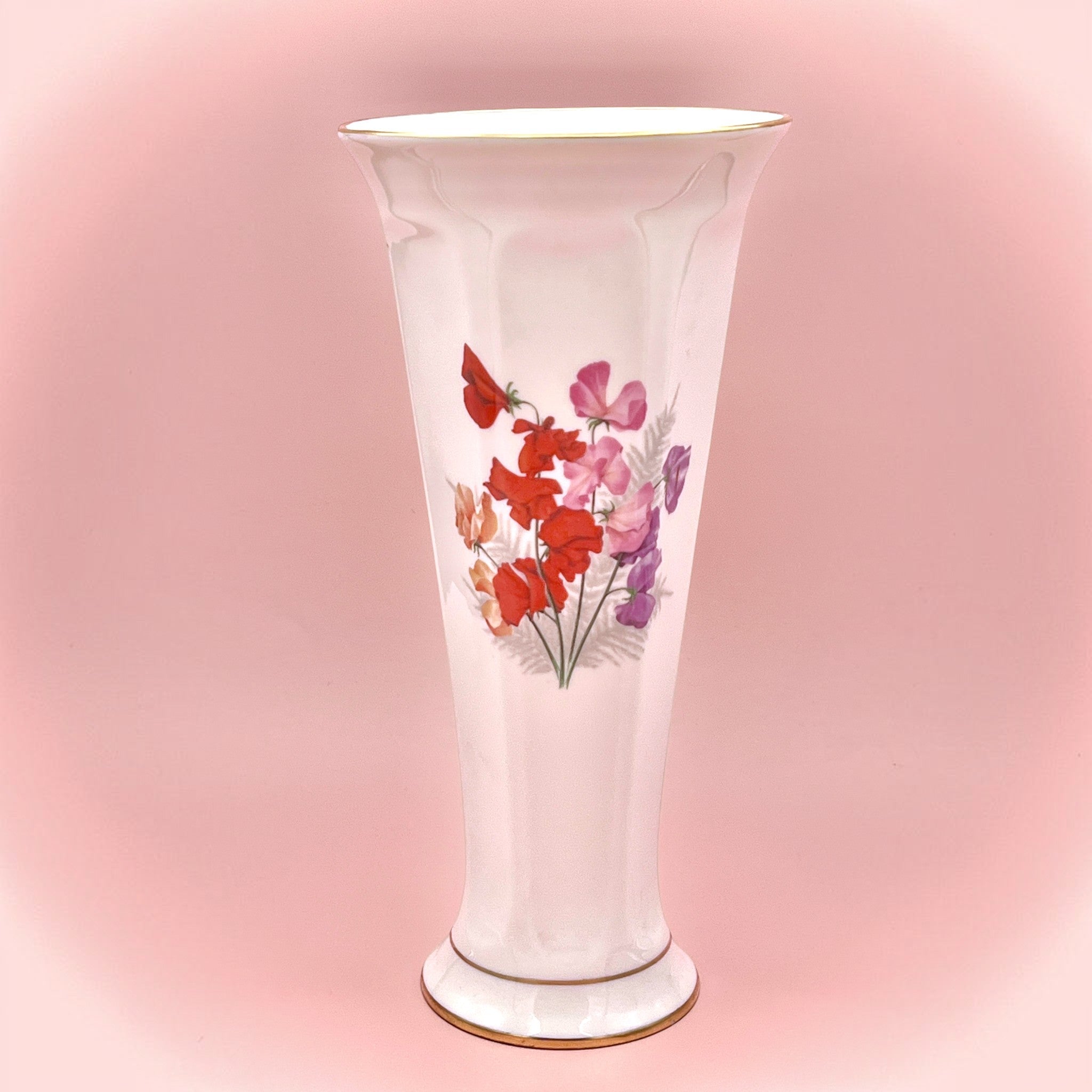 A porcelain Pickard china Sweet Pea vase trimed in 24K gold - Photo 1