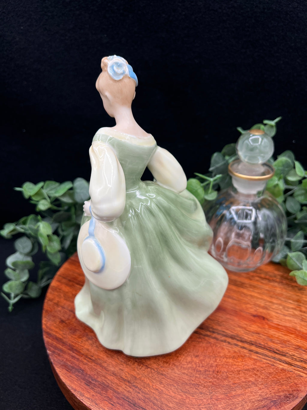 Royal Doulton Vintage “Fair Lady” Figurine HN 2193, 1962