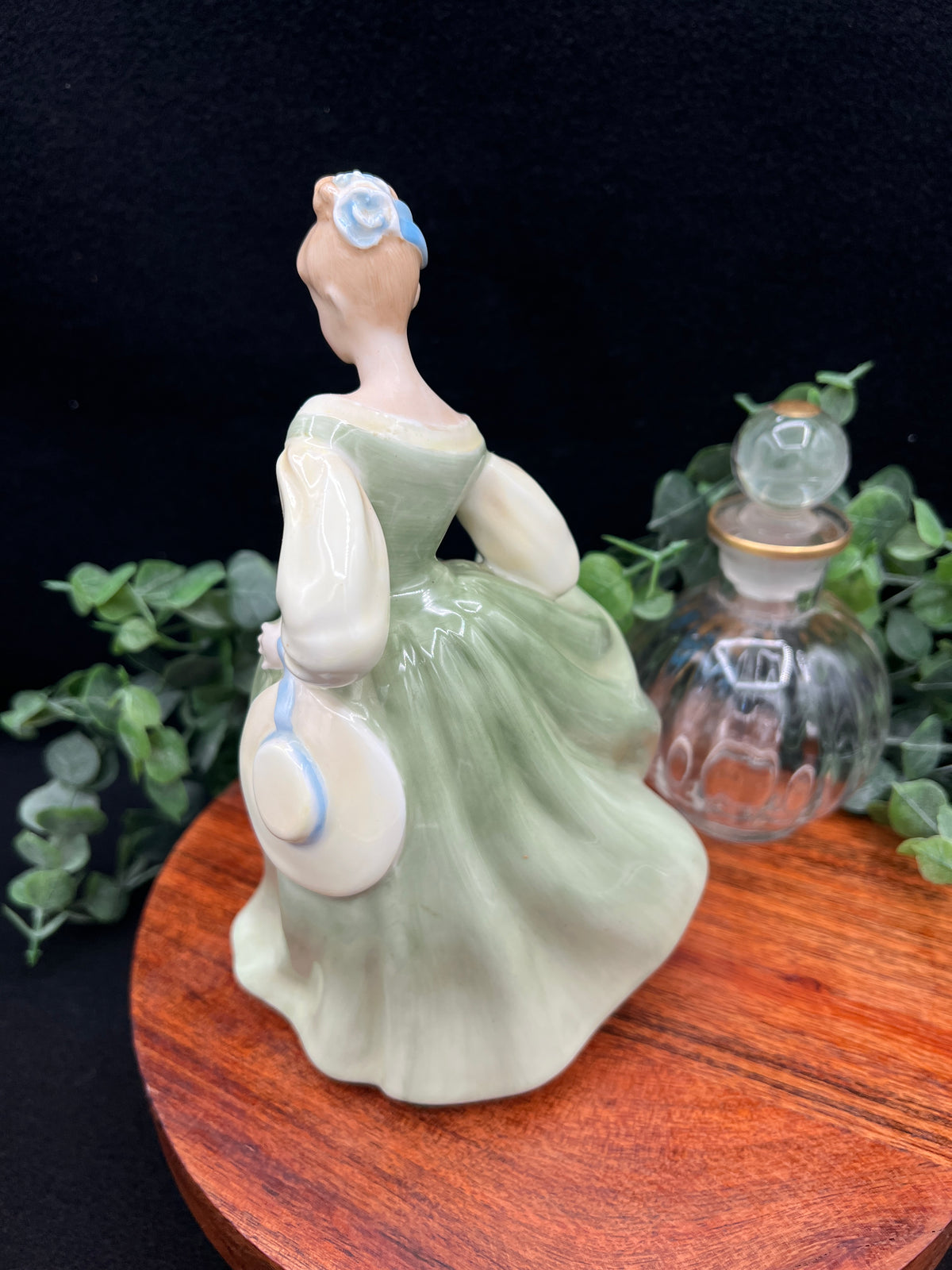 Royal Doulton Vintage “Fair Lady” Figurine HN 2193, 1962