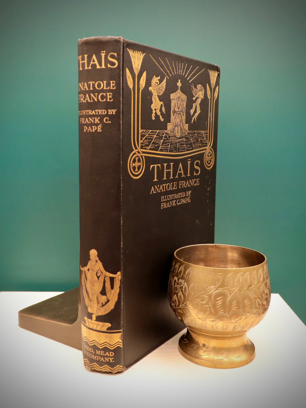 Thais, by Anatole France- 1926 Illustrated Edition