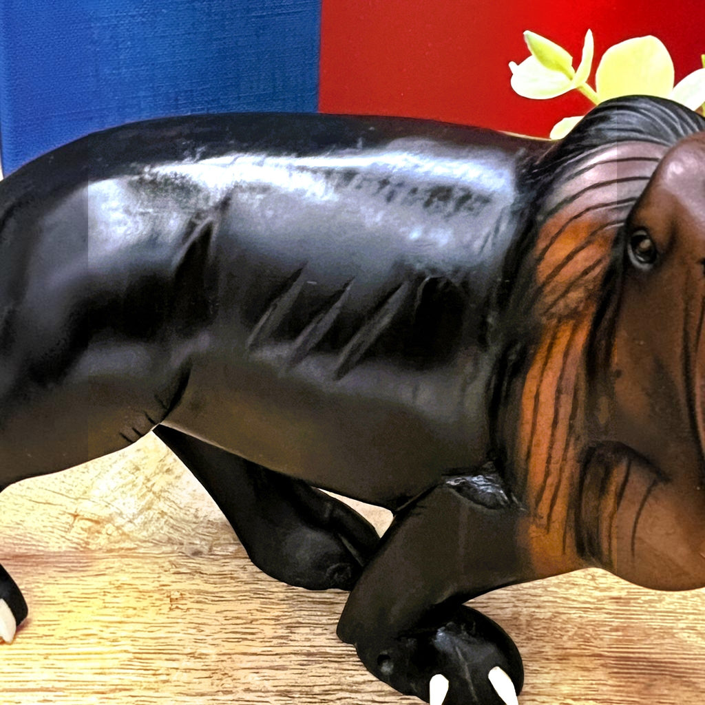 A vintage carved lion panther sculpture - Photo 4