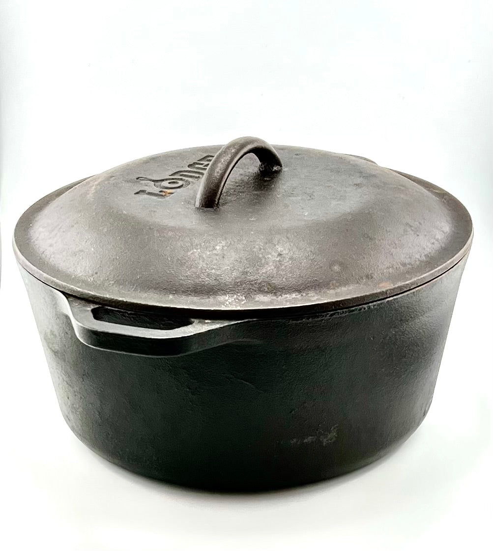 Vintage Lodge Cast Iron Dutch Oven with Self-Basting Lid #8DOL- Sale