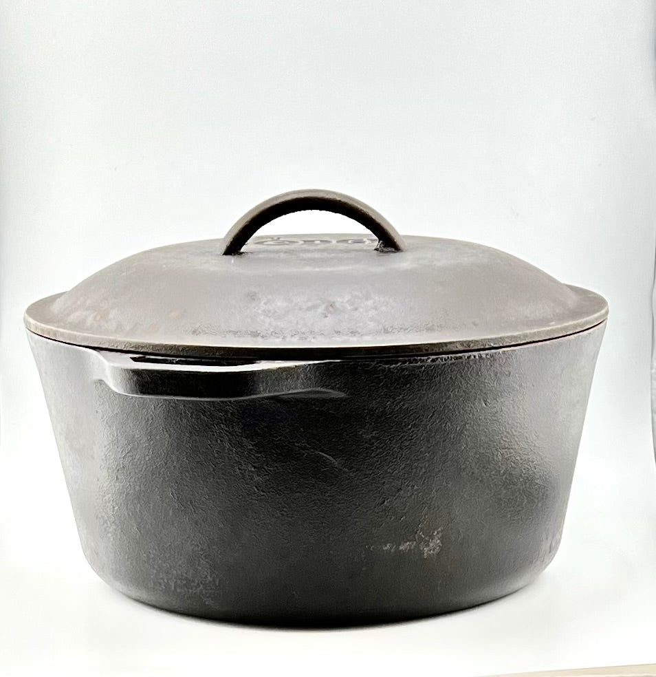 Vintage Lodge Cast Iron Dutch Oven with Self-Basting Lid #8DOL- Sale