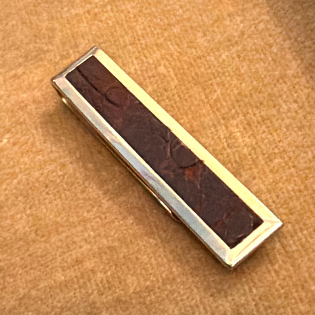 Vintage Swank rectangular gold-tone tie bar clip featuring a dark brown textured leather inlay. - Photo 2