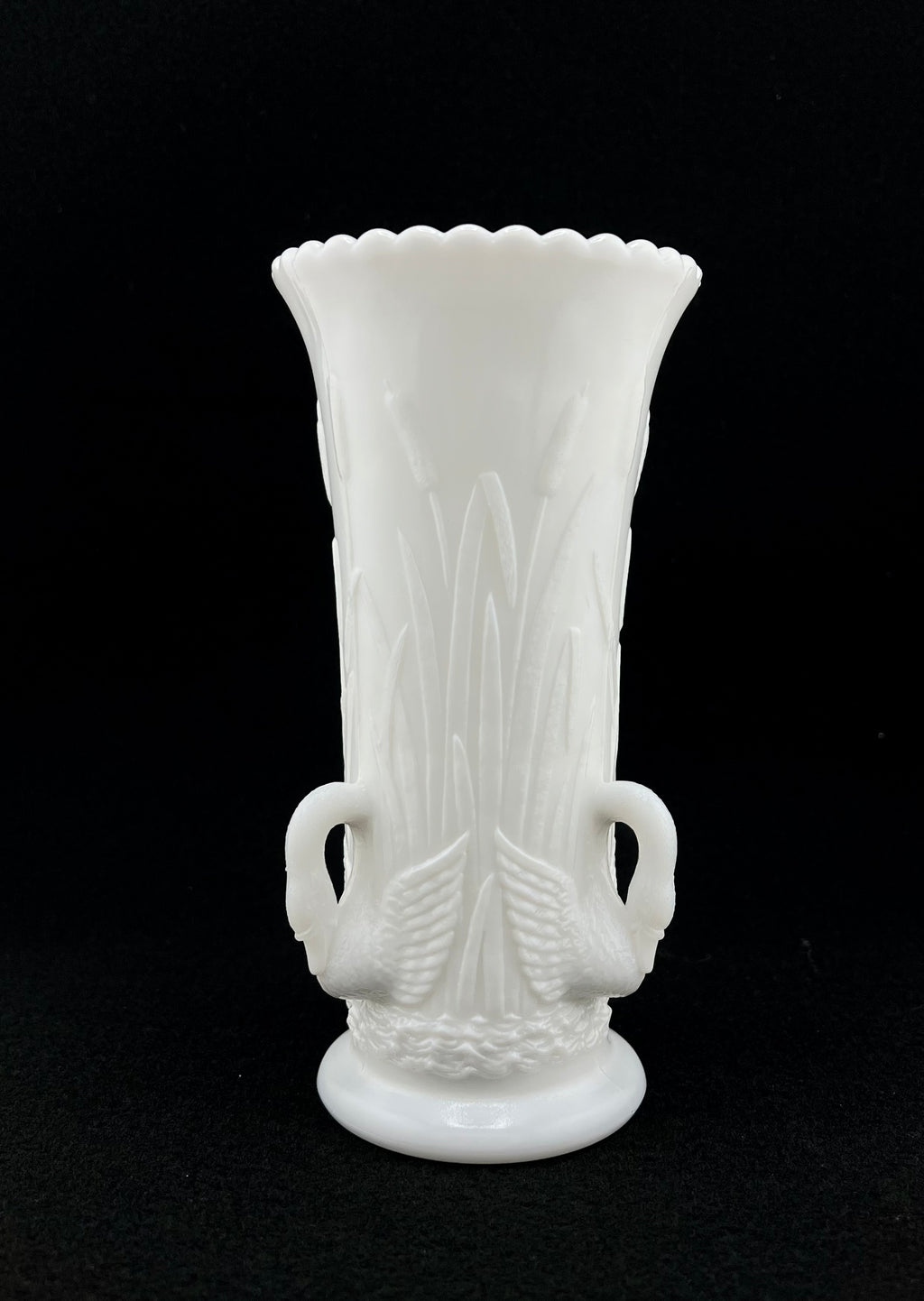 Vintage Westmoreland Swan Milk Glass Bud Vase 6 1/2"