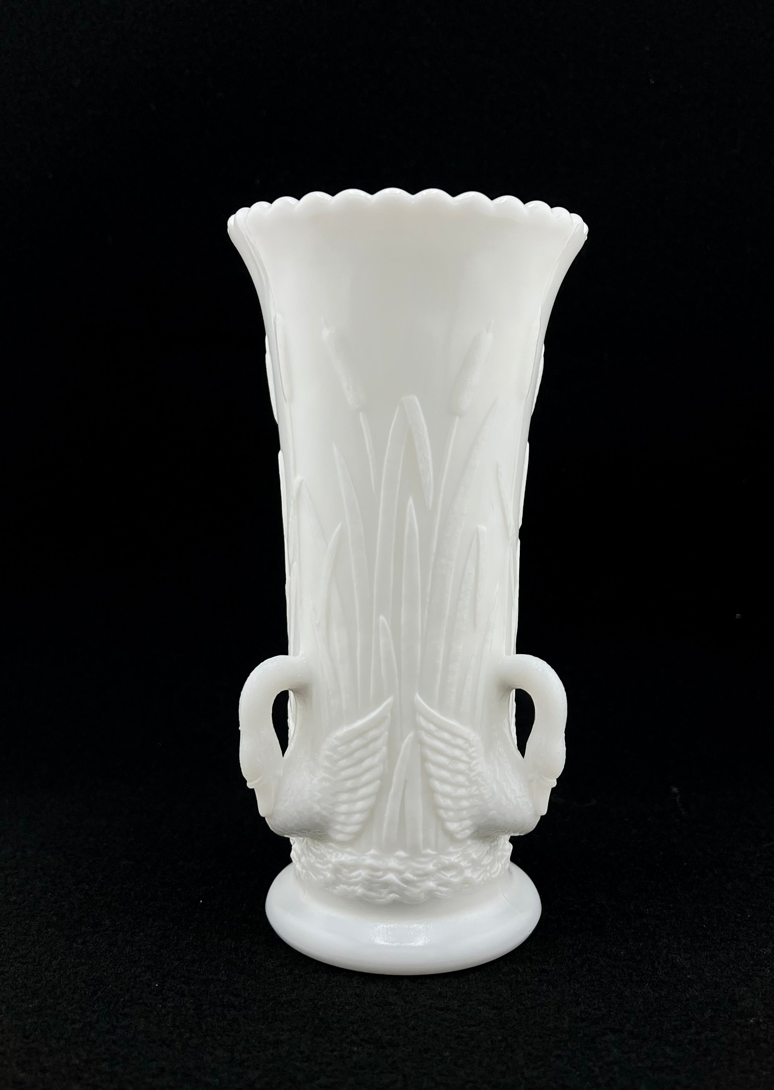 Vintage Westmoreland Swan Milk Glass Bud Vase 6 1/2"