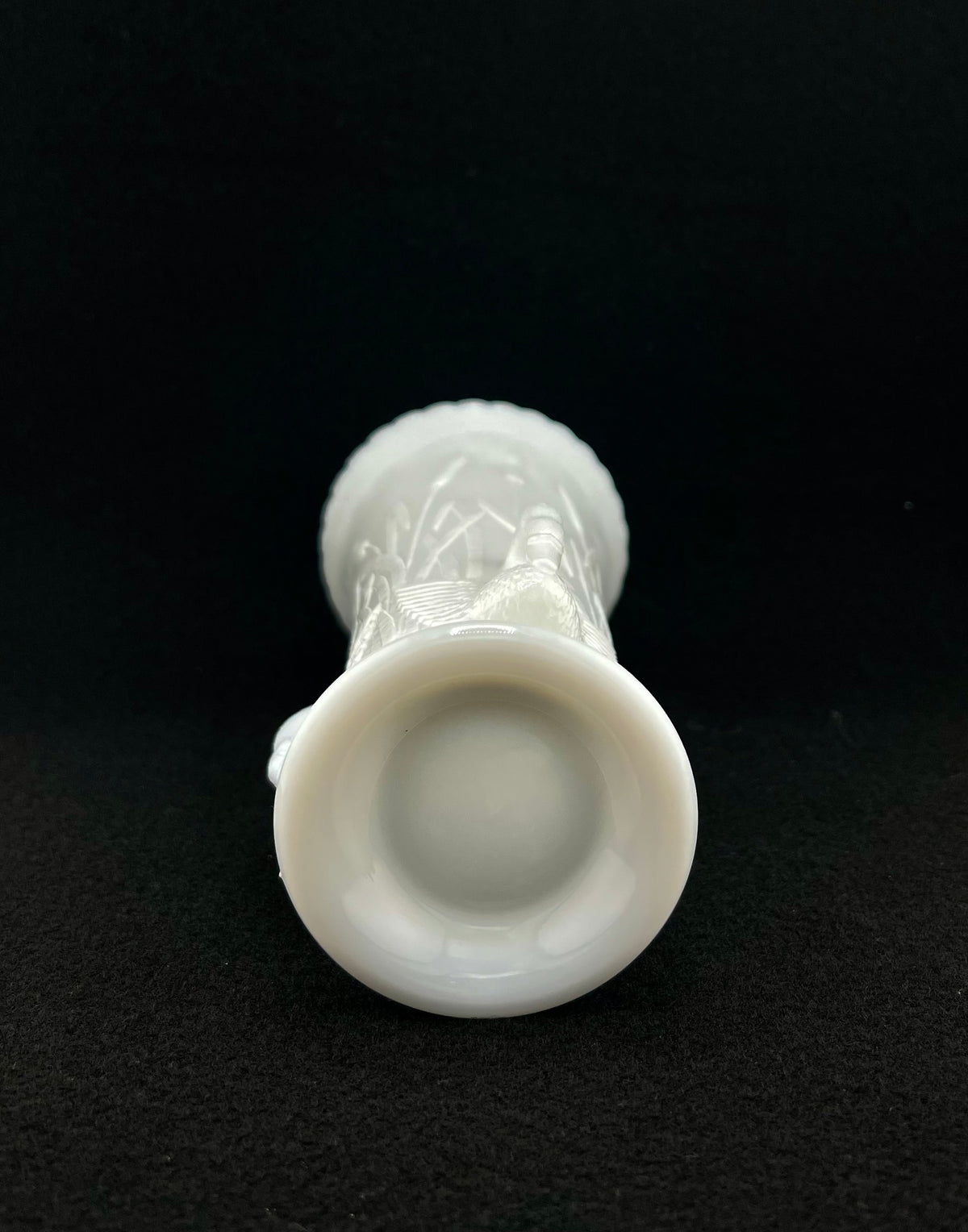 Vintage Westmoreland Swan Milk Glass Bud Vase 6 1/2"